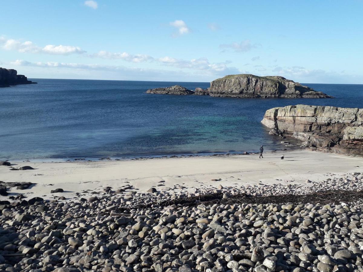 Отель The Sleepy Crofter Glamping - Achiltibuie Экстерьер фото