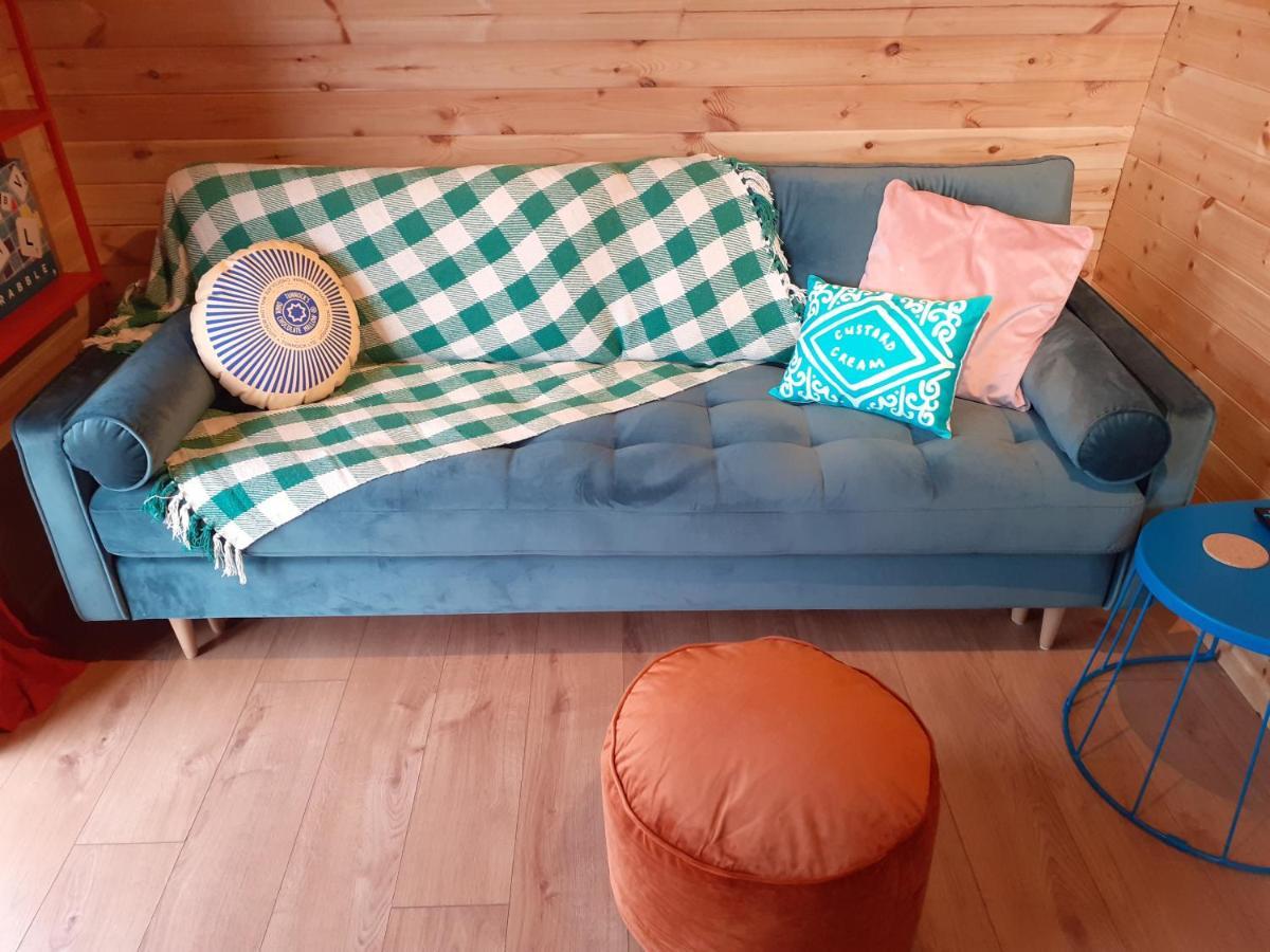 Отель The Sleepy Crofter Glamping - Achiltibuie Экстерьер фото