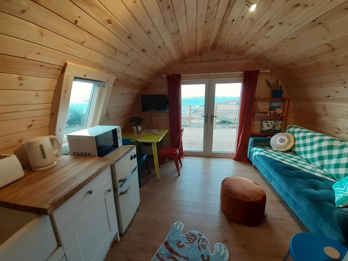 Отель The Sleepy Crofter Glamping - Achiltibuie Экстерьер фото