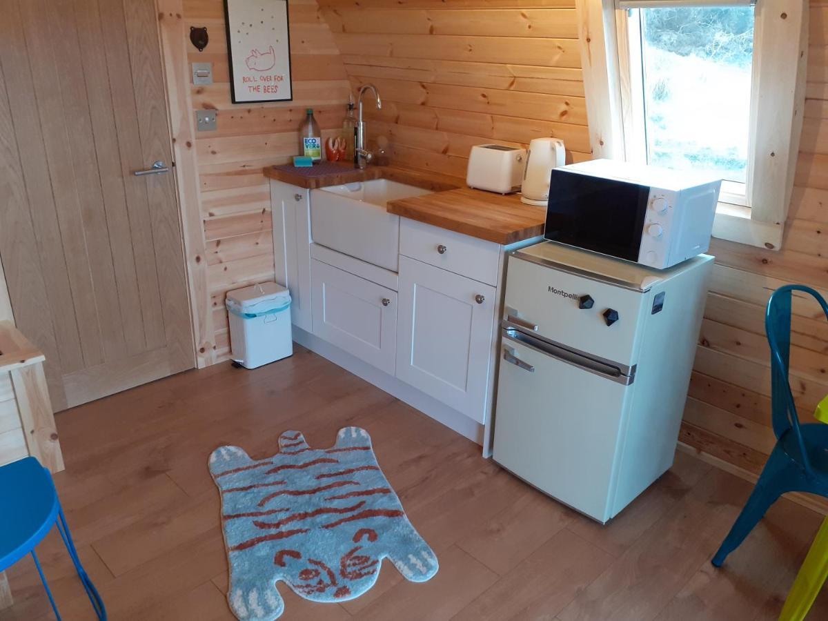 Отель The Sleepy Crofter Glamping - Achiltibuie Экстерьер фото