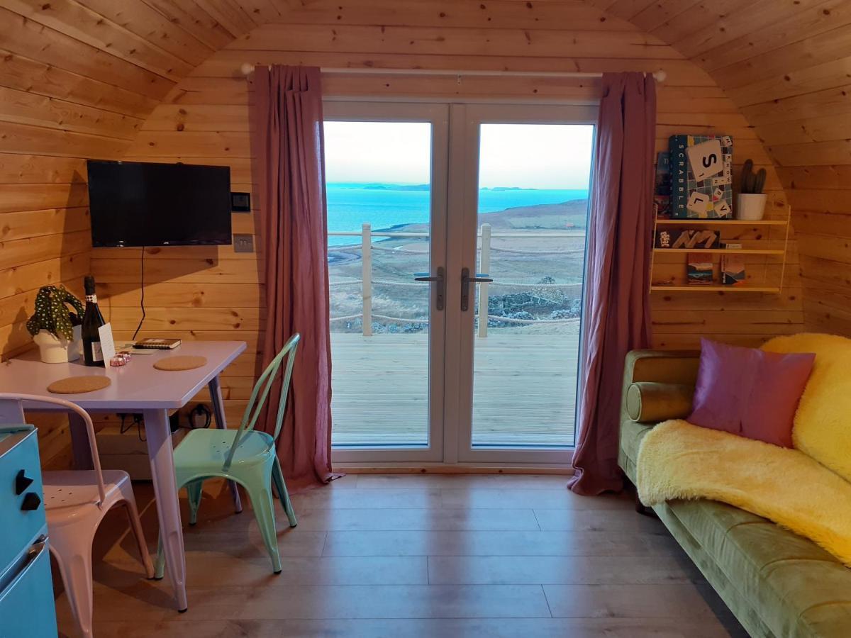 Отель The Sleepy Crofter Glamping - Achiltibuie Экстерьер фото