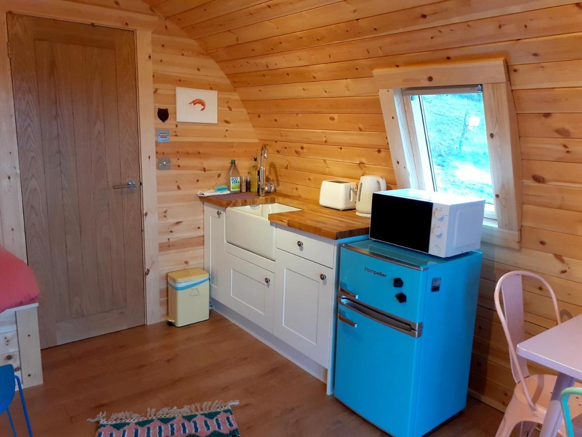 Отель The Sleepy Crofter Glamping - Achiltibuie Экстерьер фото
