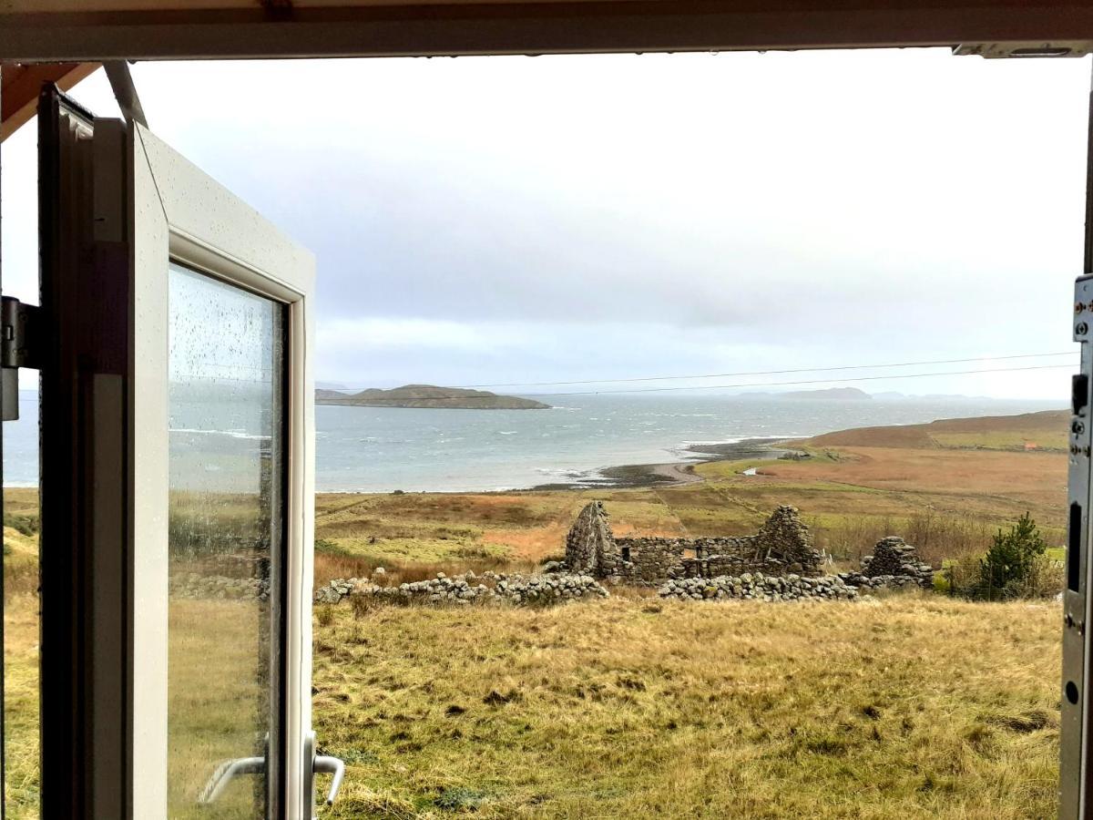 Отель The Sleepy Crofter Glamping - Achiltibuie Экстерьер фото