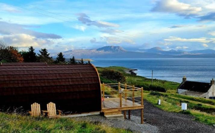 Отель The Sleepy Crofter Glamping - Achiltibuie Экстерьер фото