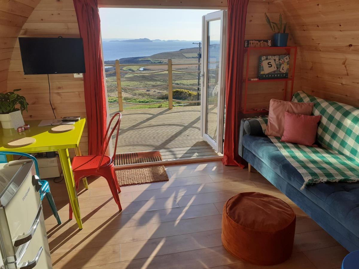 Отель The Sleepy Crofter Glamping - Achiltibuie Экстерьер фото