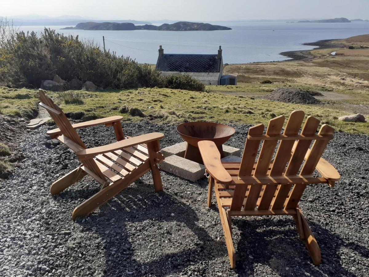 Отель The Sleepy Crofter Glamping - Achiltibuie Экстерьер фото