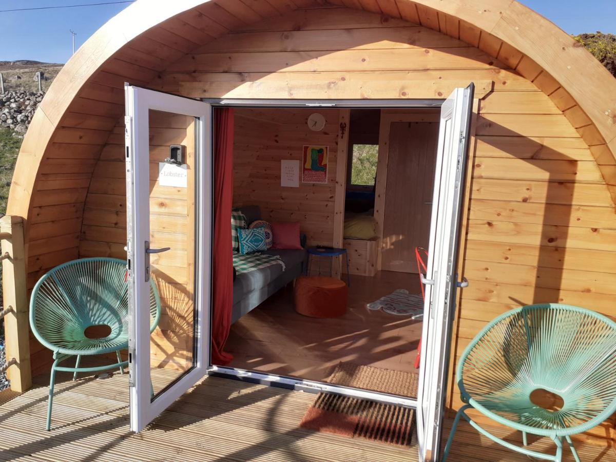 Отель The Sleepy Crofter Glamping - Achiltibuie Экстерьер фото