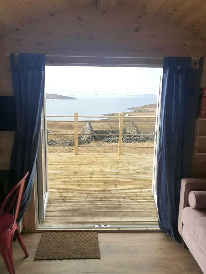 Отель The Sleepy Crofter Glamping - Achiltibuie Экстерьер фото